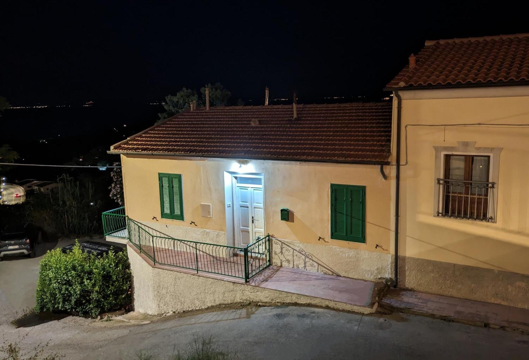 Casa Maddi Casa Vacanze Con Vista Mare Vicinissima Al Centro קאפוליברי מראה חיצוני תמונה